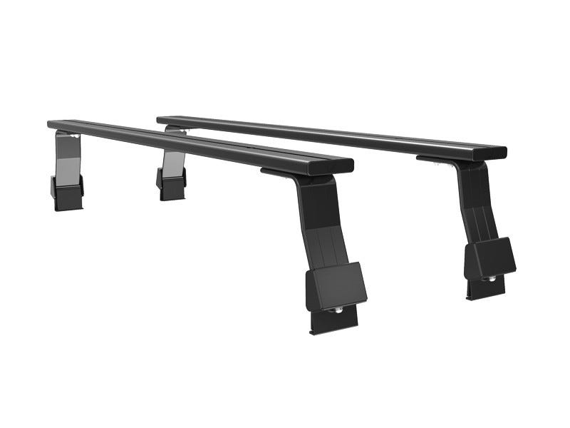 Barras de tejadilho Front Runner Gutter Mount instaladas em Mahindra Scorpio