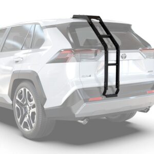 Escada de acesso traseira Front Runner instalada num Toyota Rav4