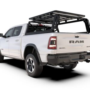 Grade de carga Pro Bed Rack Front Runner instalada na caixa de uma RAM 1500
